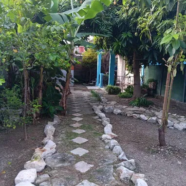 Venta de dos casas en una - Img 124172206