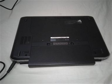 se vende laptop como nueva Dell(5gb de ram) - Img 65520034