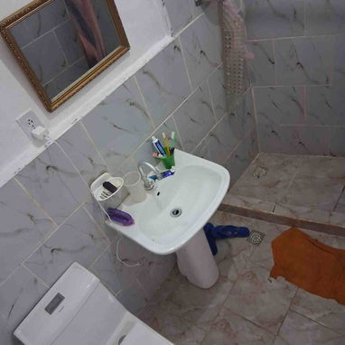 ¡¡¡Casa con puerta a calle en Centro Habana !!! - Img 121776679