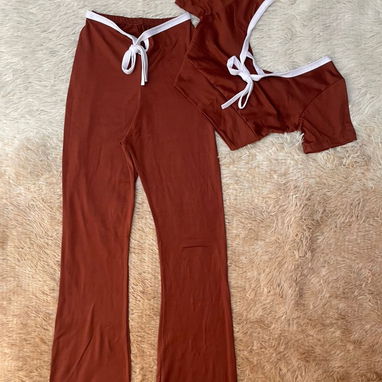 Pantaloneta combinada, vestidos doble nudo, pullover cajita NY y más - Img 124833454