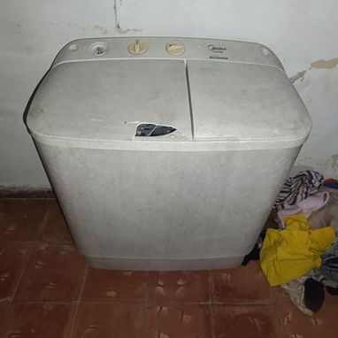Vendo lavadora funciona para lavar ... La secadora dejo de funvionar precio 40 usd - 2/3