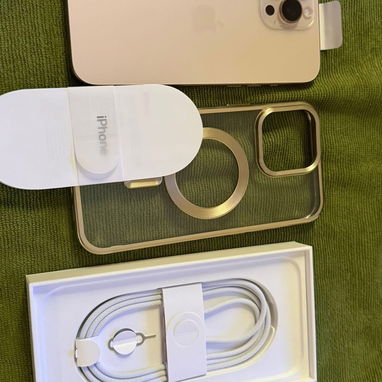 iPhone 16 pro max 256GB (( LIBRE DE FÁBRICA (sim física )en estado 10 de 10 (( SIN DETALLE ))ÚNICO DUEÑO 98% Bateria - Img 119721419