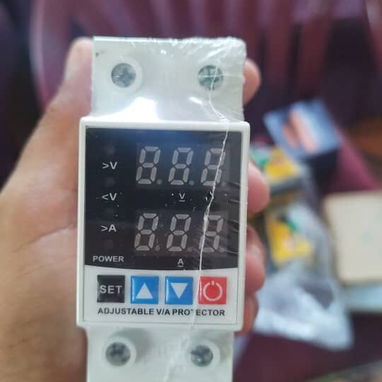 🚨🎇protector de línea 110V 63A - 20 usd - 2/7