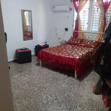 Vendo en Playa. Dos casas en una misma propiedad. - Img 104541373