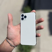 CAMBIO POR IPHONE 13pro (NO VENDO) IPHONE 11 PRO en perfecto estado💯!! -true tone✅ -face id ✅ -bateria en 90% (no es - Img 56743698