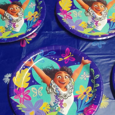 mantel y platos para cumpleaños - 6/6