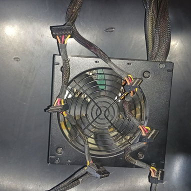 Fuente thermaltek de 430w enmallada - 2/4