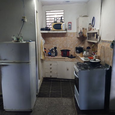 CASA PUERTA CALLE EN VENTA -LUYANO. A 1 CUADRA DE LA CALZADA DE LUYANO. 🙏VERDADEROS INTERESADOS EN COMPRAR. NO GESTORES - 7/10