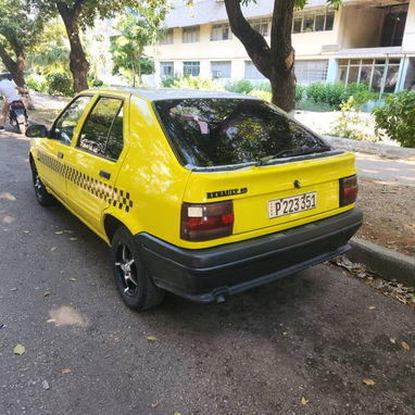 Se vende Renault 19 - Img 119029372