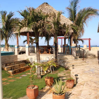 Casa en la playa con piscina en Santa Fe, La Habana. Casa cerca del mar con piscina - Img 106646641