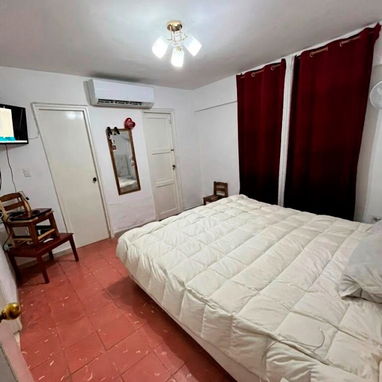 Me ajusto con dinero en mano🚨Se vende apartamento en playa 2 do piso cerca de la avenida 41 a 2 cuadras de la tropical - Img 119688183