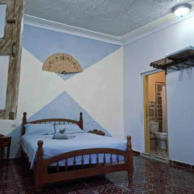 🗺️ Hermosa Casa de 2 Habitaciones en Zona Residencial de Trinidad con Generador Eléctrico REF 1456 - Img 114341766