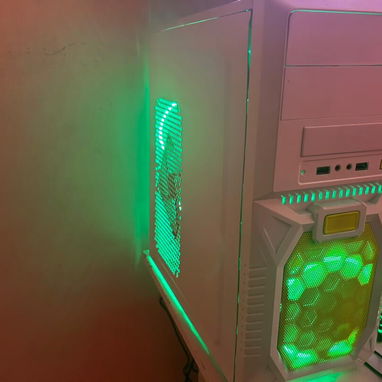 Torre i3 9ª Gen + Board ASUS, 4GB RAM DDR4 disipada, 2TB Disco Duro, Teclado+Mouse+Equipo de música - Img 121372243