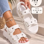 Sandalias reducidas - Img 58159393