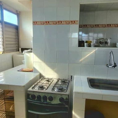 ¡Apartamento listo para vivir, en zona privilegiada y estable! ⚡📶 Se vende o renta en e - Img 114428145