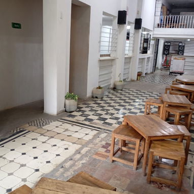 Casa biplanta ideal para negocio en 10 de octubre - 9/10