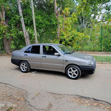 Venta Seat Toledo con motor de gasolina de 1.8 litros - 5/8