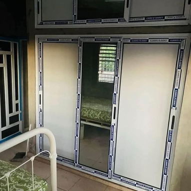 Puertas para cuartos ,alumino e cristal - Img 122572175