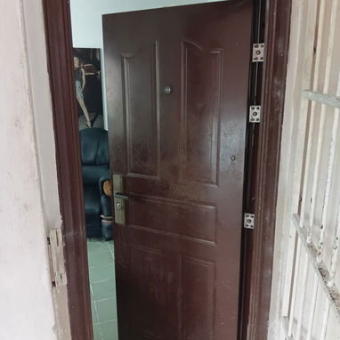 Casa 3er piso en Alta Habana. Circuito priorizado. Agua sin problemas. Papeles en regla - 10/10