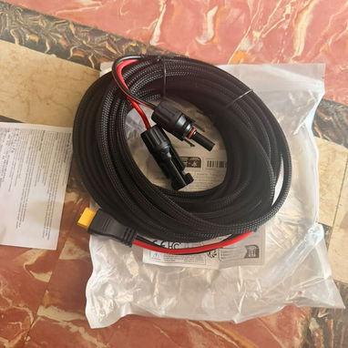 Combo de panel solar de 575 Watts y cable solar de 10 metros - 2/2