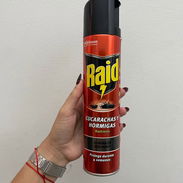 nsecticida para insectos rastreros RAID, 400 ml, elimina en segundos cucarachas, hormigas, arañas, ácaros, etc. - Img 58192567