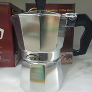 Cafetera pequeña de 3 tazas - Img 55790077