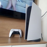 VENDO CONSOLA MODERNA PS5 PIRATEADO LLENO DE JUEGOS BUENOS Y CON DOS MANDOS LLAMA O ESCRIBE - Img 55787955