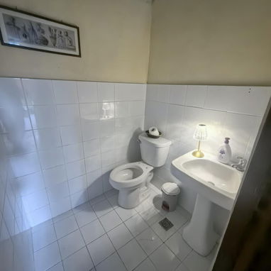 CASA DE LUJO EN REPARTO RESIDENCIAL - 2/10