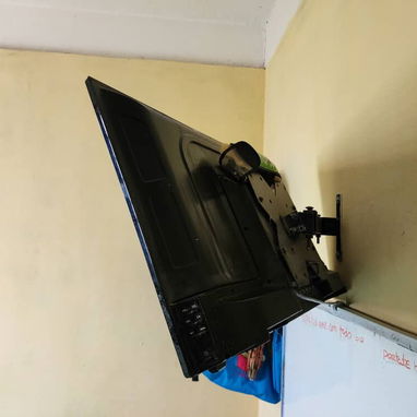 Televisor de 32 Pulgadas - 2/2