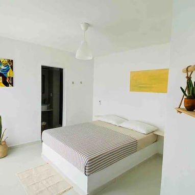 Casa completa en La Habana, Cuba 3 recámaras, 5 camas, 3 baños en venta - Img 122920108