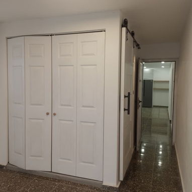 Moderna casa Independiente en CALLE 100 - Img 125004063