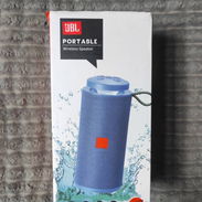 Bocina marca JBL - Img 55139318
