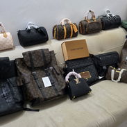 Louis vuitton bolsas carteras mochilas - Img 57883791