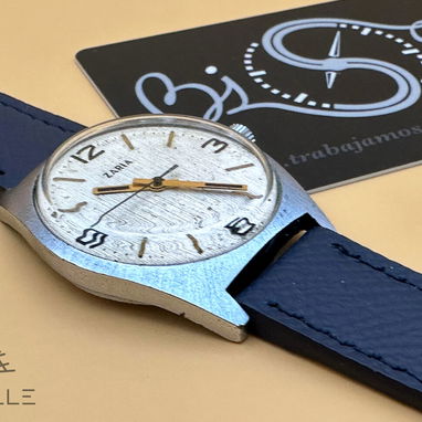 Reloj vintage mecánico de cuerda manual - Img 123132480