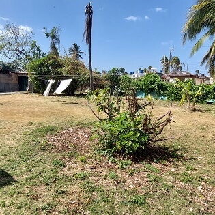 Terreno de 1241m², con una casita en Santa Fe, Playa (T-5) - Img 124792183