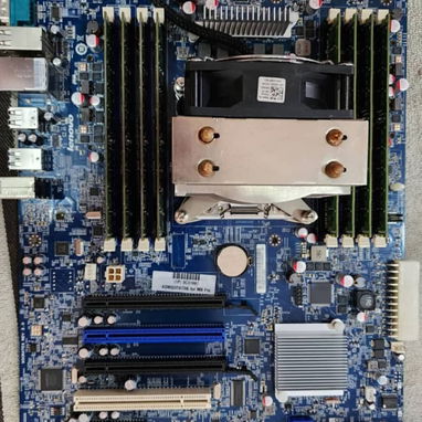 PC workstation Lenovo - 3/4