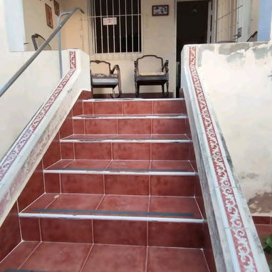 ESPECTACULAR CASA TOTALMENTE INDEPENDIENTE 🏡🏡🏡   La Víbora  10 de Octubre - Img 121174464
