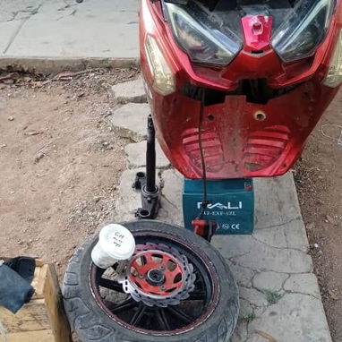 Mantenimiento y cambio de rodamientos reparación de frenos pastillas y bombas reparación de bombas de frenos - Img 120332235