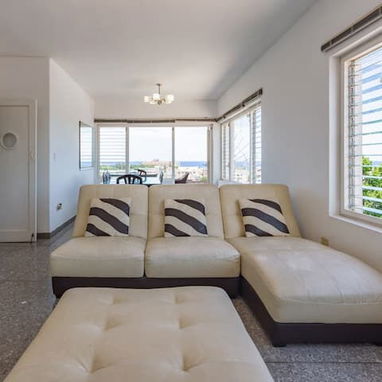 Hermoso apartamento de 2 recámaras y 2 baños disponible para la venta. - Img 125942126