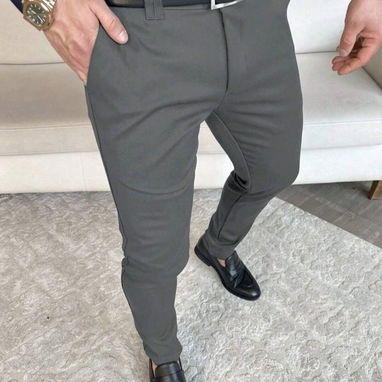 Variada ropa de hombre - 9/10