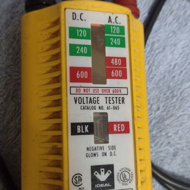 Probador de voltaje AC y DC - 2/4