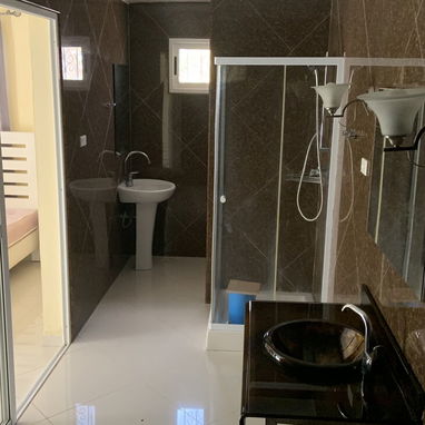 Espectacular Villa en Cojímar con Piscina, Mirador y Gran Potencial de Negocio - 8/10