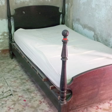 Se vende cama antigua - Img 122317207