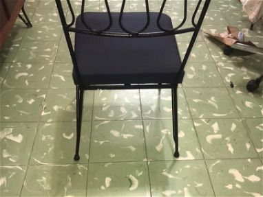 Mesa de comedor de 6 sillas hierro y cristal, cristal de 12 mm, recién tapizado - Img 64770125
