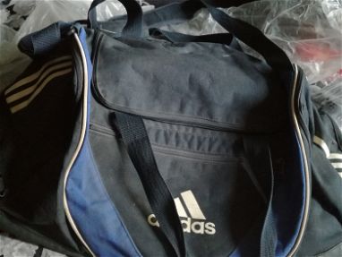 Vendo maletin Adidas - Img main-image