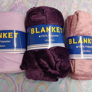 Colchas Medida 1.50 metros x 2 metros 12USD - Img 57998620