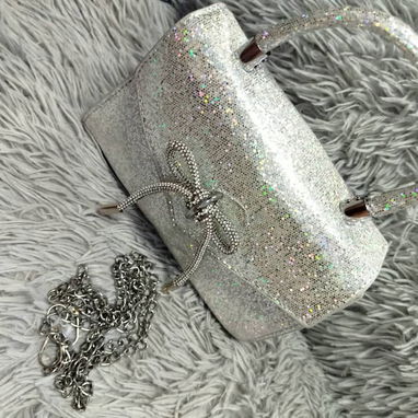 Cartera _ bolso 👜 de mujer.    15 USD - 3/7