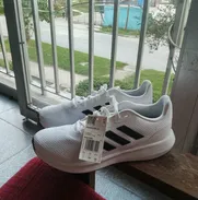 Zapatillas Adidas originales!!! - Img 50491810