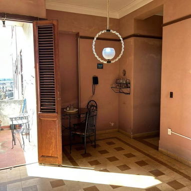 Vendo apartamento en la habana vieja edificio La Sortija. - Img 122988553
