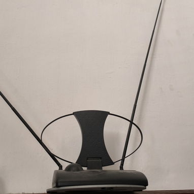Televisor Panda LED con cajita interna - Img 116397845